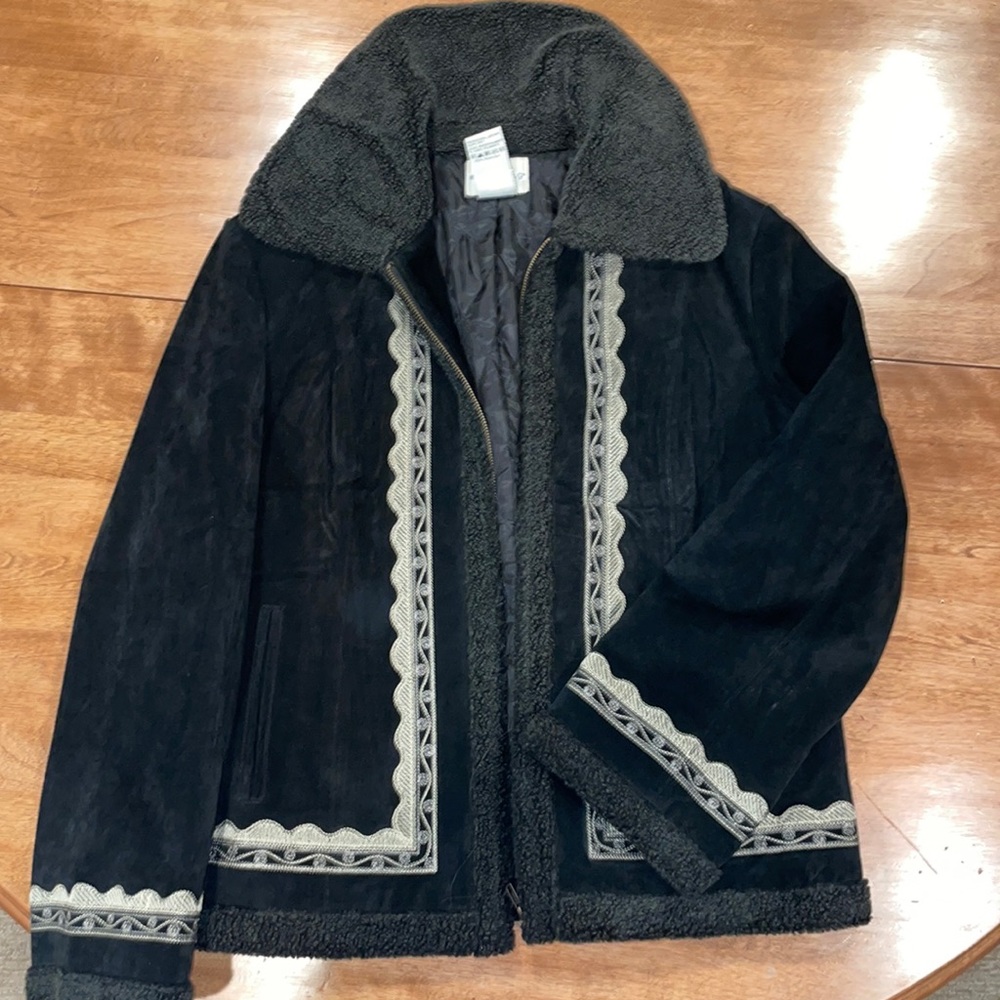 White stag jacket